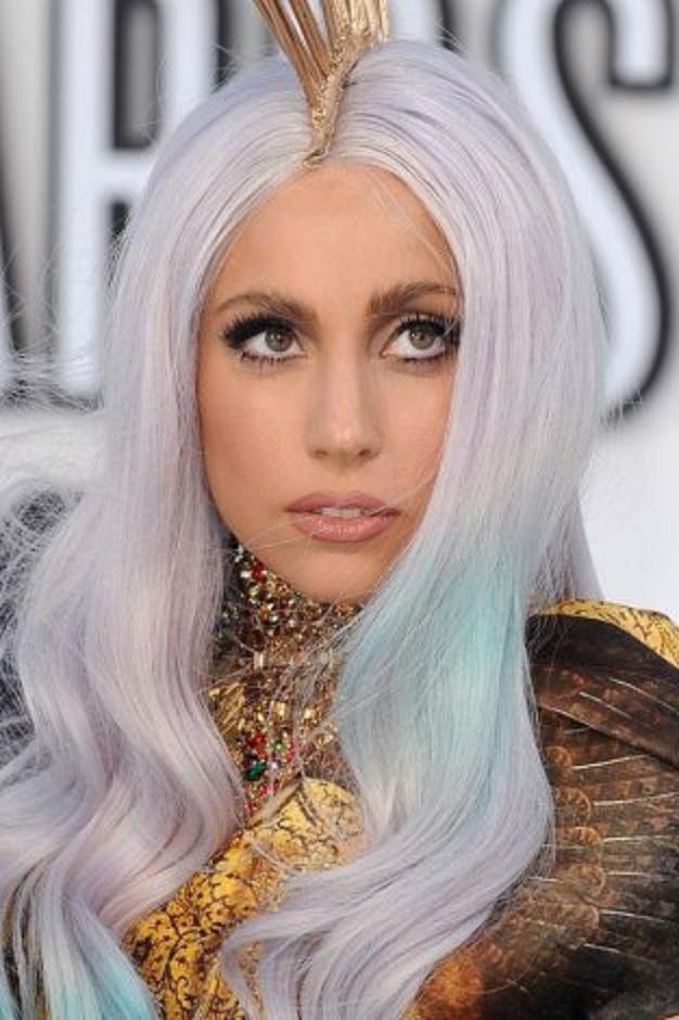 The teach Zone: Lady Gaga Hairstyle And Makeup Beauty 