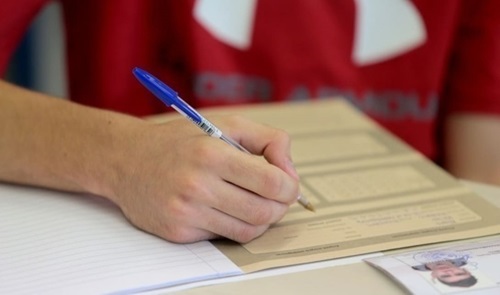 Panellinies 2025: Poioi ypopsifioi dikaiountai epidoma 350 evro