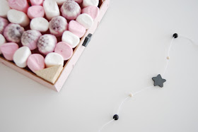 Centro de chuches en tonos rosa. Pink candy box DIY