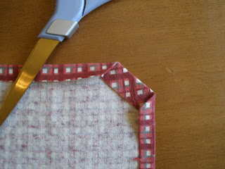 sewing cloth napkin corners step 3