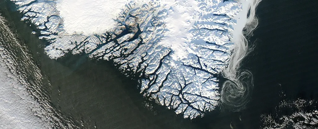 Os alarmes soaram para o manto de gelo da Groenlândia, após o colapso de três plataformas de gelo.