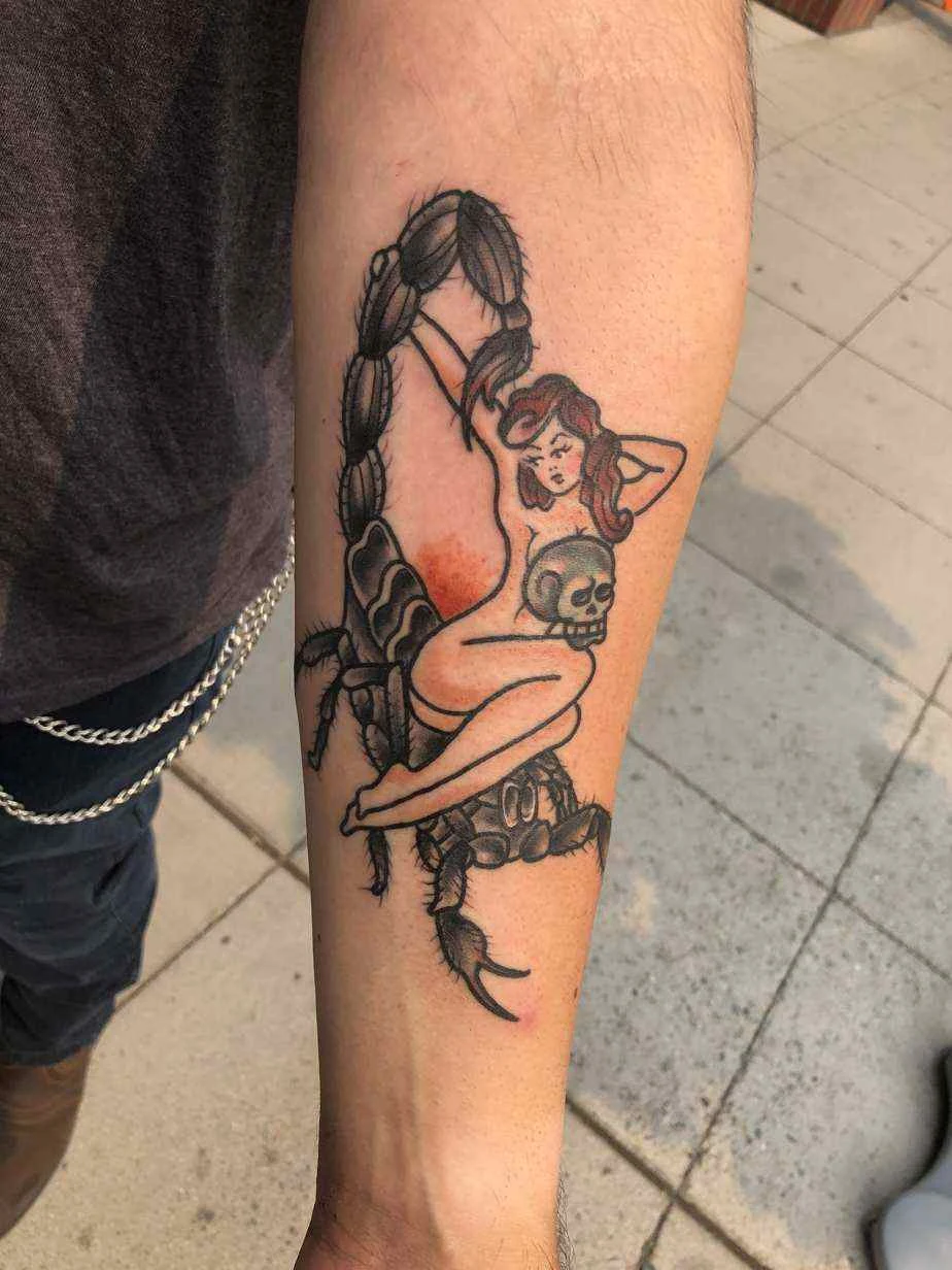 Imagen de tatuaje de escorpión