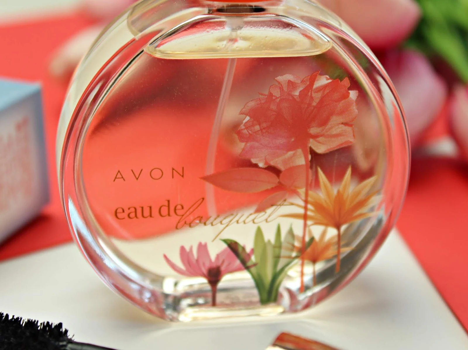 Woda toaletowa Eau de Bouquet - Avon