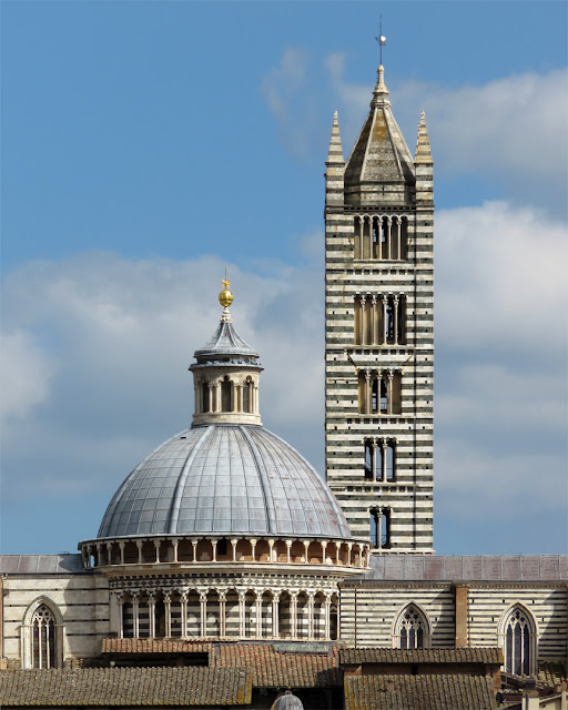 The dome and the bell tower of the Duomo di Siena (Siena Cathedral), Piazza del Duomo, Siena