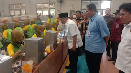  Kunker Ke Pabrik MPS Bojonegoro, Pakde Karwo: Kita Berterimakasih Kepada Pak Jokowi