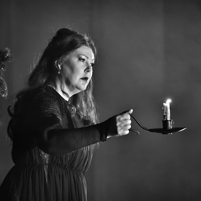 Verdi: Macbeth - Judith Howarth as Lady Macbeth, conductor Francesco Cilluffo - The Grange Festival 2022 (Photo Bodnar Photography)