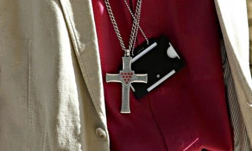 Church Of England General Synod Approves Female Bishops