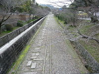 現在のインクライン跡･両側の桜が満開になれば綺麗だ！