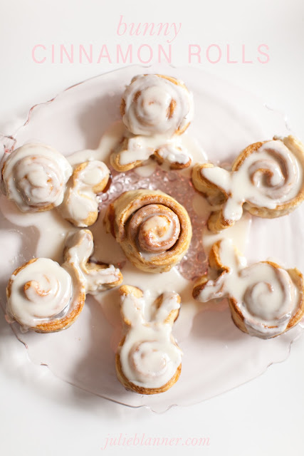 homemade bunny shaped cinnamon rolls via julieblanner.com #Easter