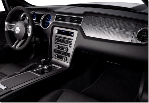 Ford-Mustang_Boss_302_2012_800x600_wallpaper_0c