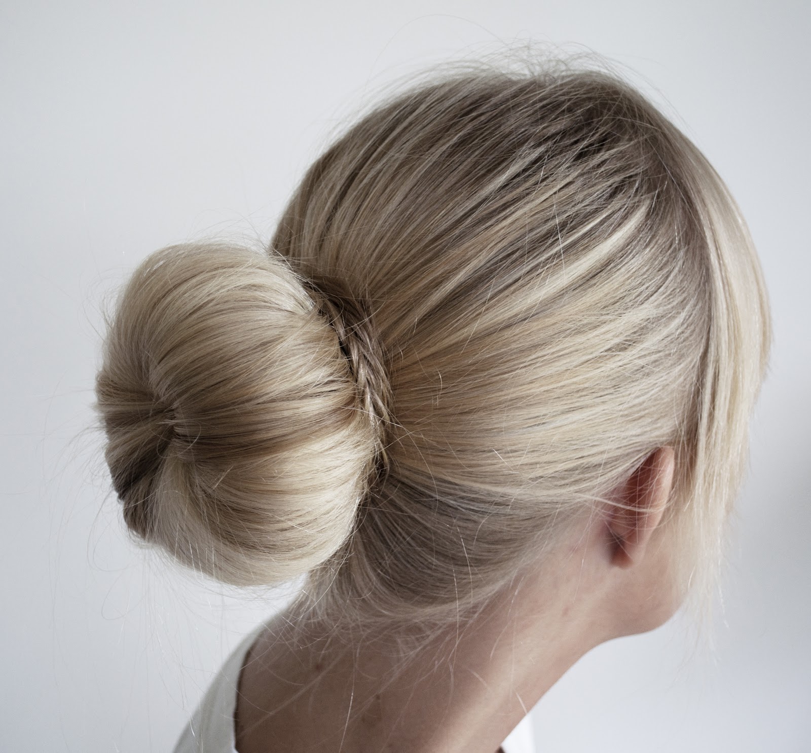 Concreate: Big Perfect Donut Bun