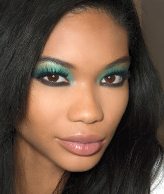 BROWN EYES + GREEN EYESHADOW = BEAUTIFUL. Time: 9:19. GREEN IS JUST ONE OF BROWN EYES + GREEN EYESHADOW = BEAUTIFUL. Time: 9:19. GREEN IS JUST ONE OF