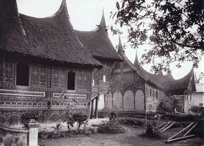 arsitektur tradisional Nusantara 5