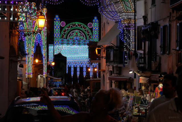 Cetara, luminarie per la festa di San Pietro