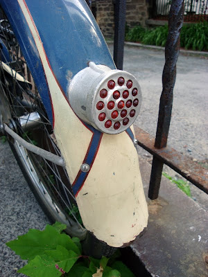 glass bead reflector on a bike