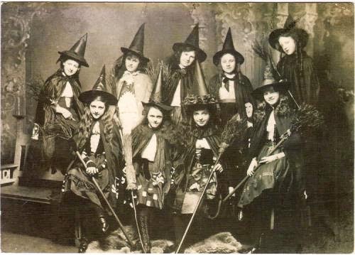 Incio Das Turmas De Wicca Bsico E Avanado