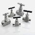 NEEDLE VALVE