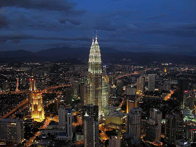 Petronas tower kuala lumpur Wallpapers