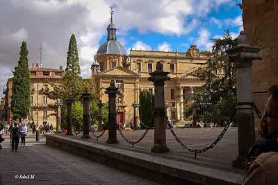 Plaza de Anaya desde los alrededores de la Catedral Nueva