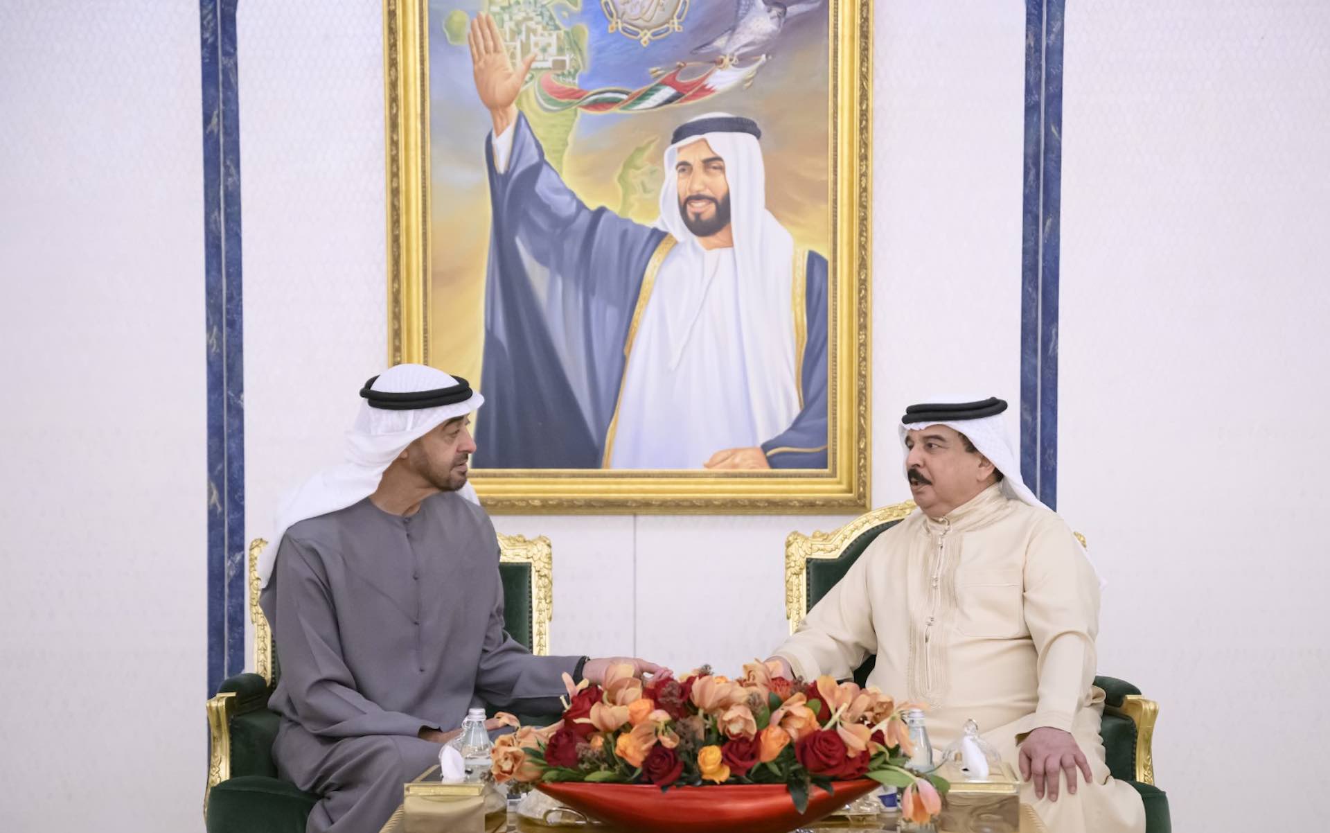 رئيس دولة الإمارات وملك البحرين يبحثان العلاقات الثنائية news