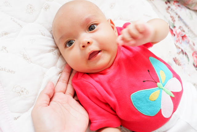 Perkembangan Bayi ku Umur Dua Bulan - Imunisasi DPT Demam 