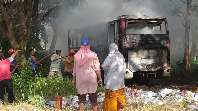 Waduh, Ulah Iseng 3 Bocah Picu Kebakaran yang Menghanguskan Bus Pemkab 