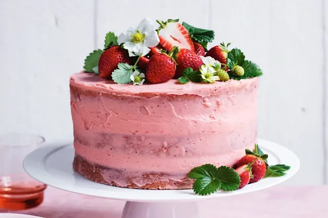 How To Make Birthday Cake with Strawberry at Home
