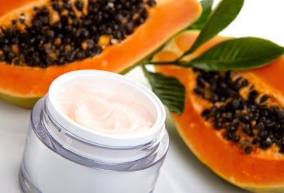 LOCIÓN NATURAL Y EXFOLIANTE DE PAPAYA PARA EL CUERPO.