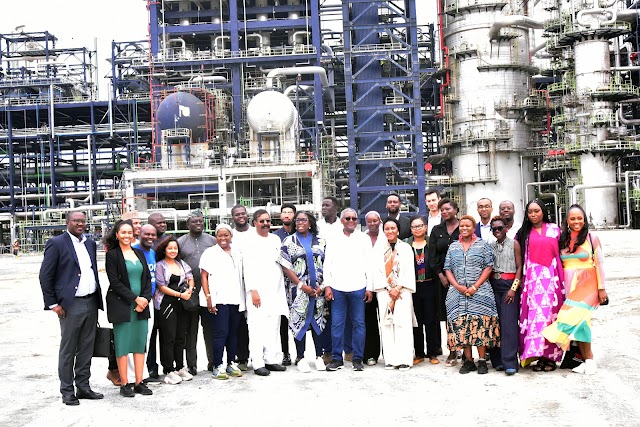 Aliko Dangote celebrates African Young Global Leaders