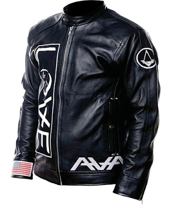 model jaket kulit tom delonge