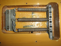 strat block tremolo