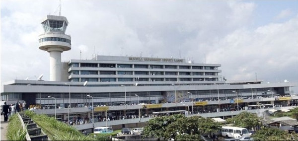 Airline worker arrested for seeking bribe from passenger at Lagos airport