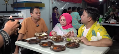 KEHEBOHAN RAFFI AHMAD MAKAN DIPINGGIR JALAN!!!INTIP KESERUANNYA