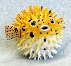 Small Plastic Squirting Pufferfish Toy