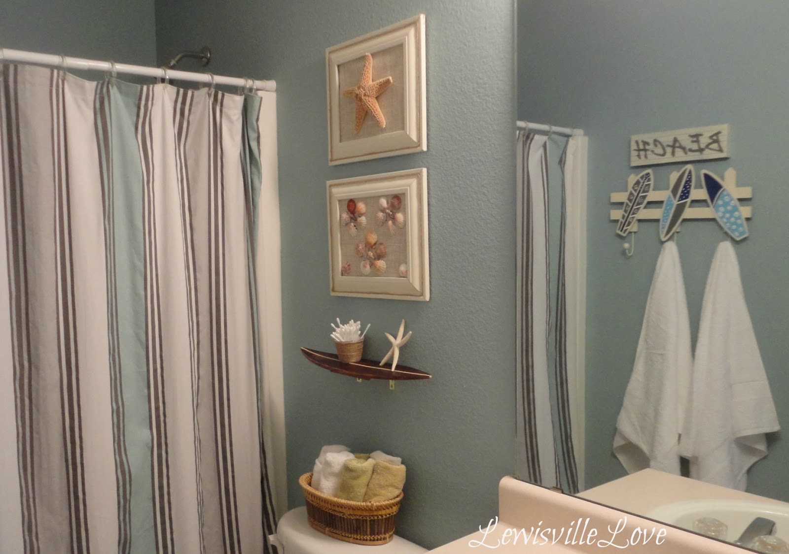 Cool Beach Themed Bathroom Wall Decor