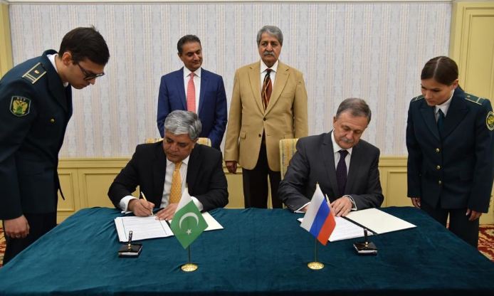 Pakistan, Russia sign protocol relating to customs cooperation