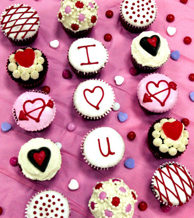 valentine cupcakes. for Valentine#39;s Day if