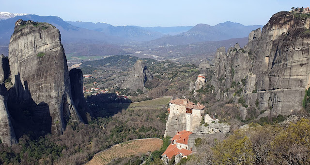 Photo 27/34 - Le monastere de Roussanou....