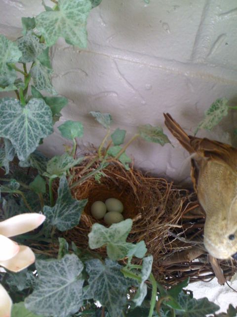  found that in her wreath on the front porch with fakebirdsneststuff 