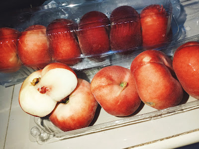Buah Peach Donat Yang Viral Dan Manis Rasanya