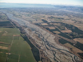 http://www.stuff.co.nz/the-press/news/north-canterbury/64682137/Low-water-levels-risky-for-fish