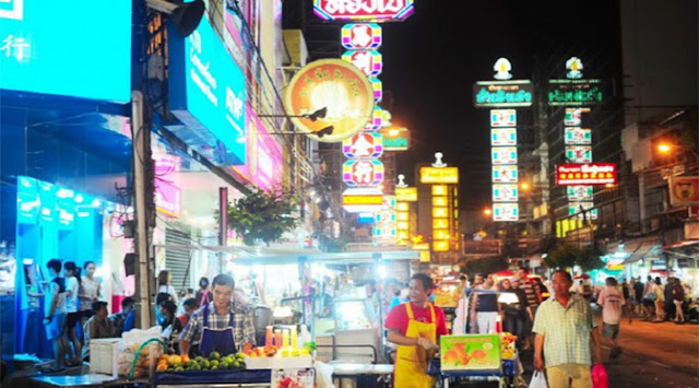 Pemerintah Bangkok Akan Pindahkan Pedagang Kaki Lima