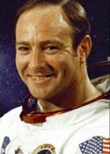 Edgar Mitchell Interview On Kerrang About Ufo Discloser On Radio 23 July 2008