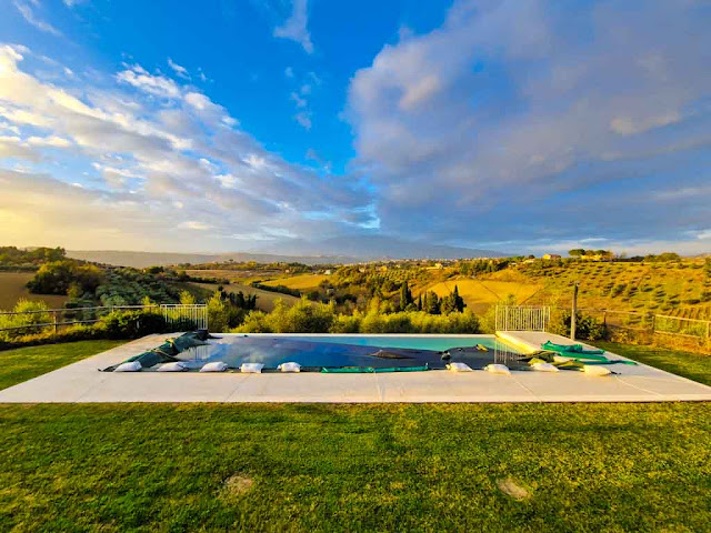 Agriturismo alla Solagna-Colli del Tronto-Ascoli Piceno-Marche-La piscina a sfioro