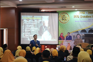 edvan m kautsar, motivator islam, motivator muda, motivator indonesia, motivator public speaking, trainer public speaking, training motivasi, 