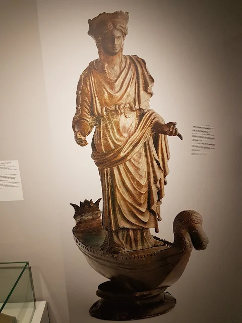 Sequana et sa barque . Bronze. (c) Musée archéologique de Dijon