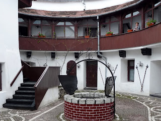 Het kasteel op de berg binnen, Brasov, Roemenie