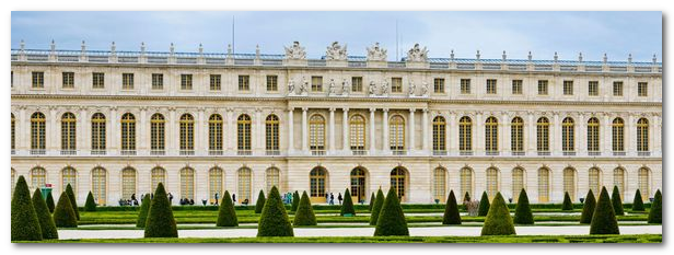  lâu đài Versailles