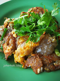Ah-Chuan-Toa-Payoh-Fried-Oyster-Omelette-Orh-Chien-阿泉蠔煎