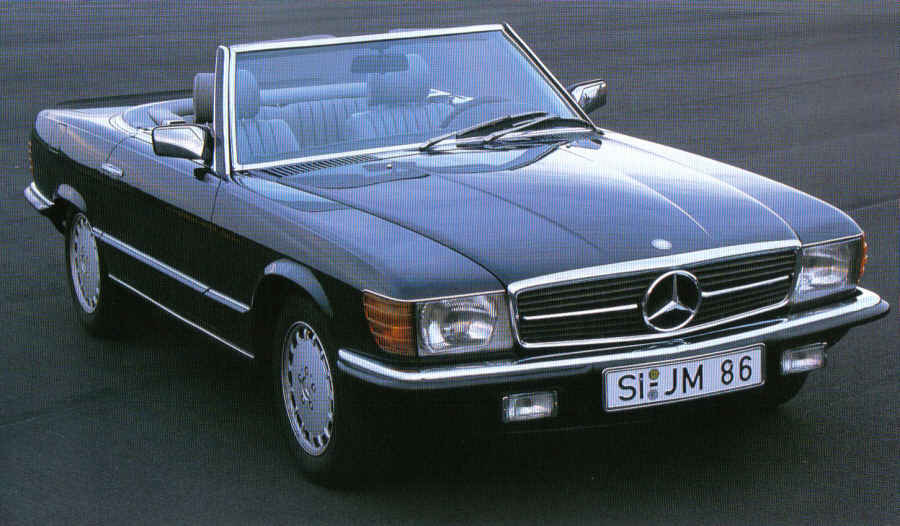 MercedesBenz oldtimer SL 350 R107 classic model